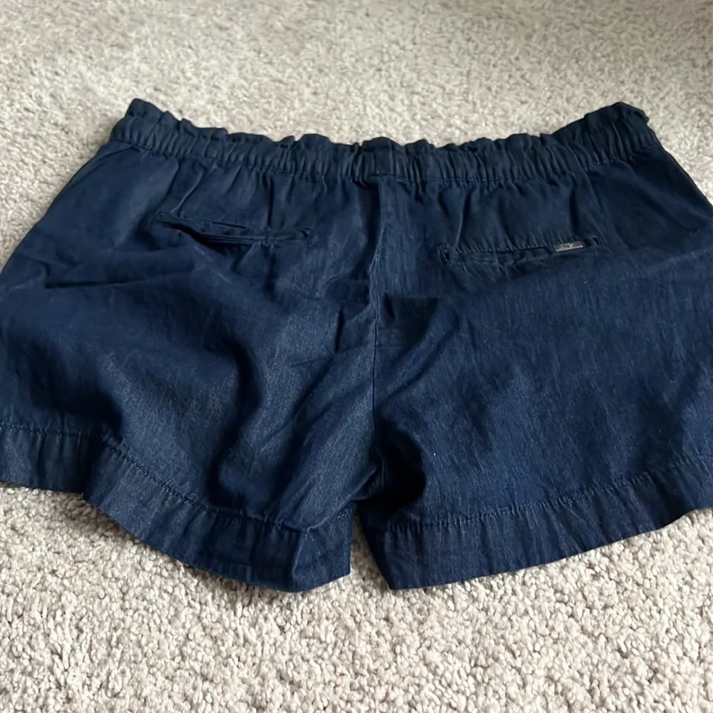 Shorts - Picture 4 of 4